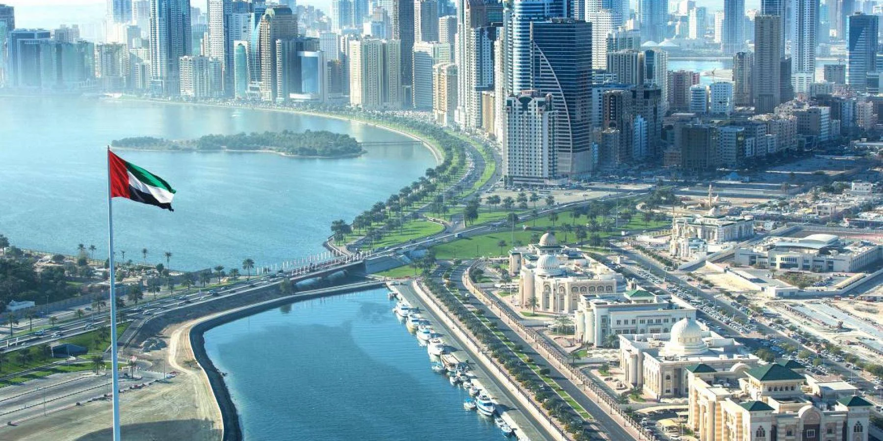 Mudanzas a Emiratos Árabes Unidos desde Valencia - skyline de Dubái y Abu Dabi